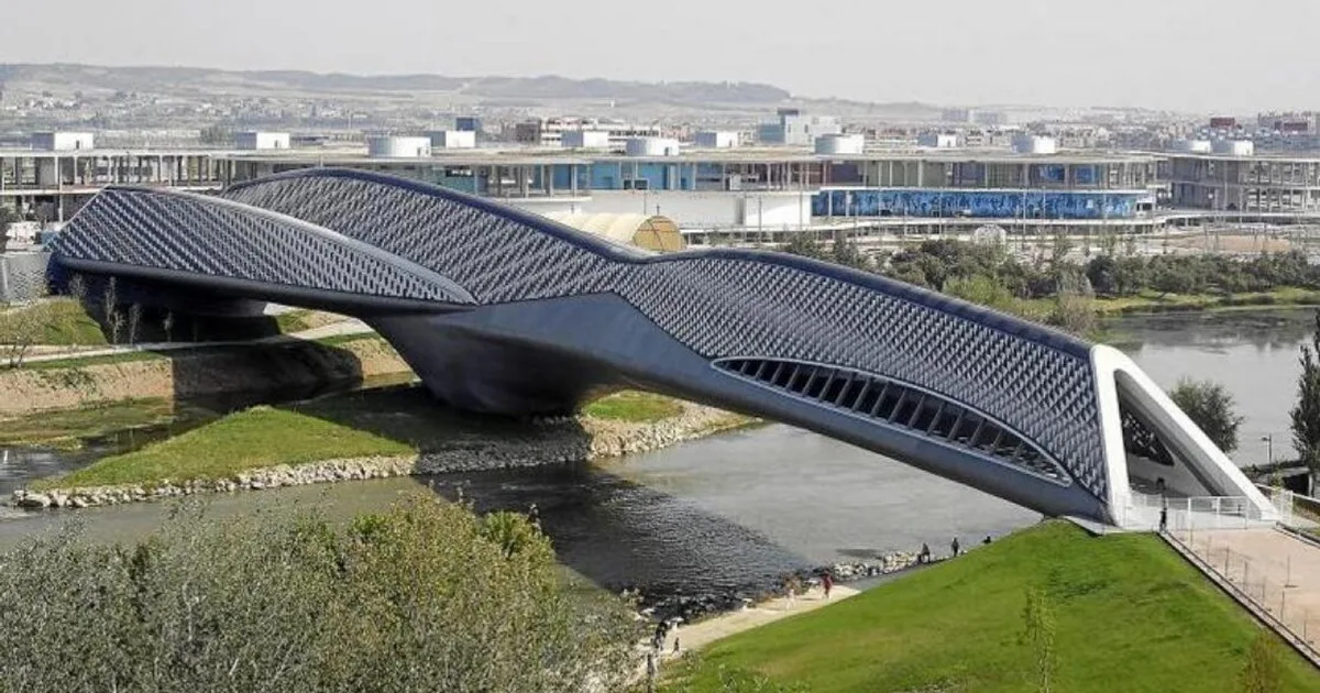 Pabell&oacute;n Puente de Zaragoza